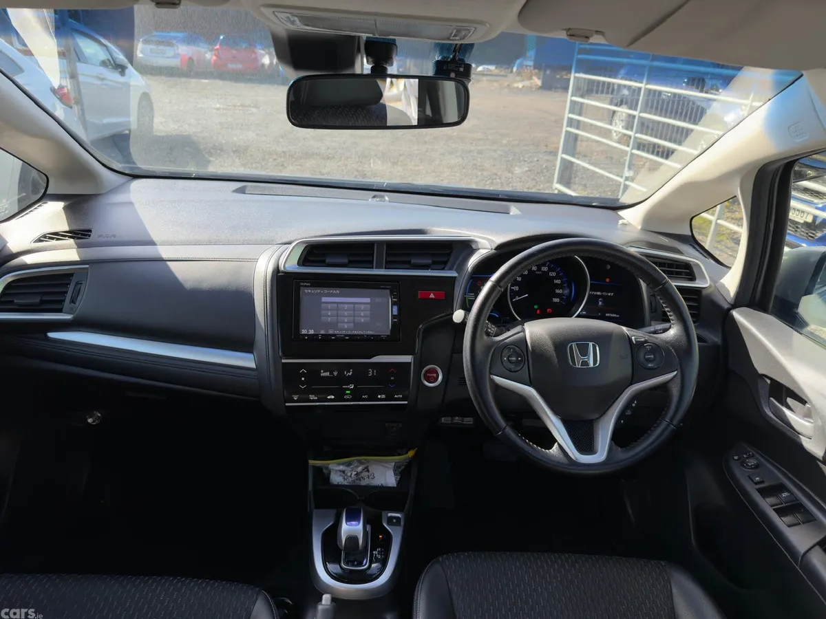 Honda Fit Hatchback, Petrol Hybrid, 2017, Silver