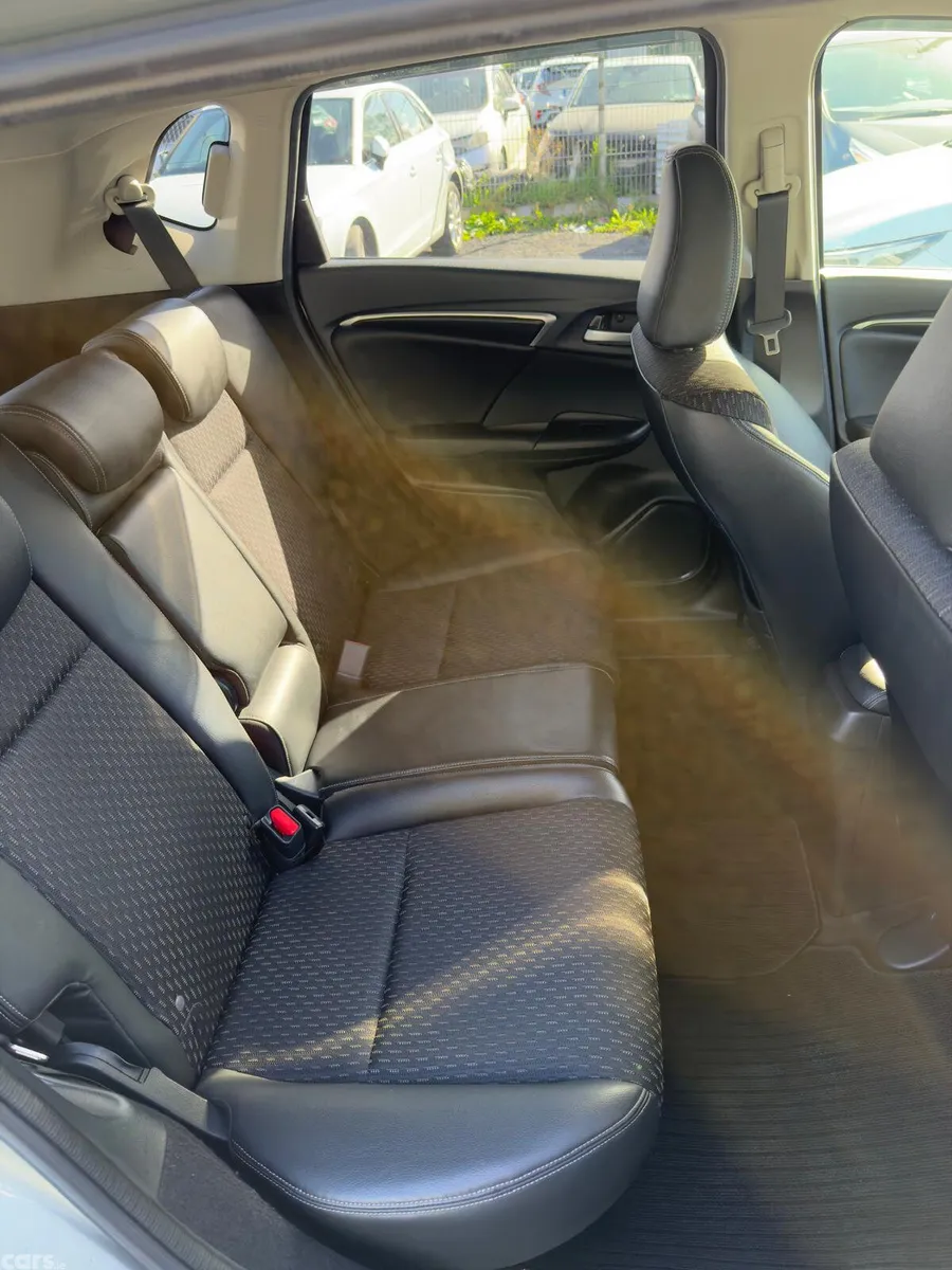 Honda Fit Hatchback, Petrol Hybrid, 2017, Silver
