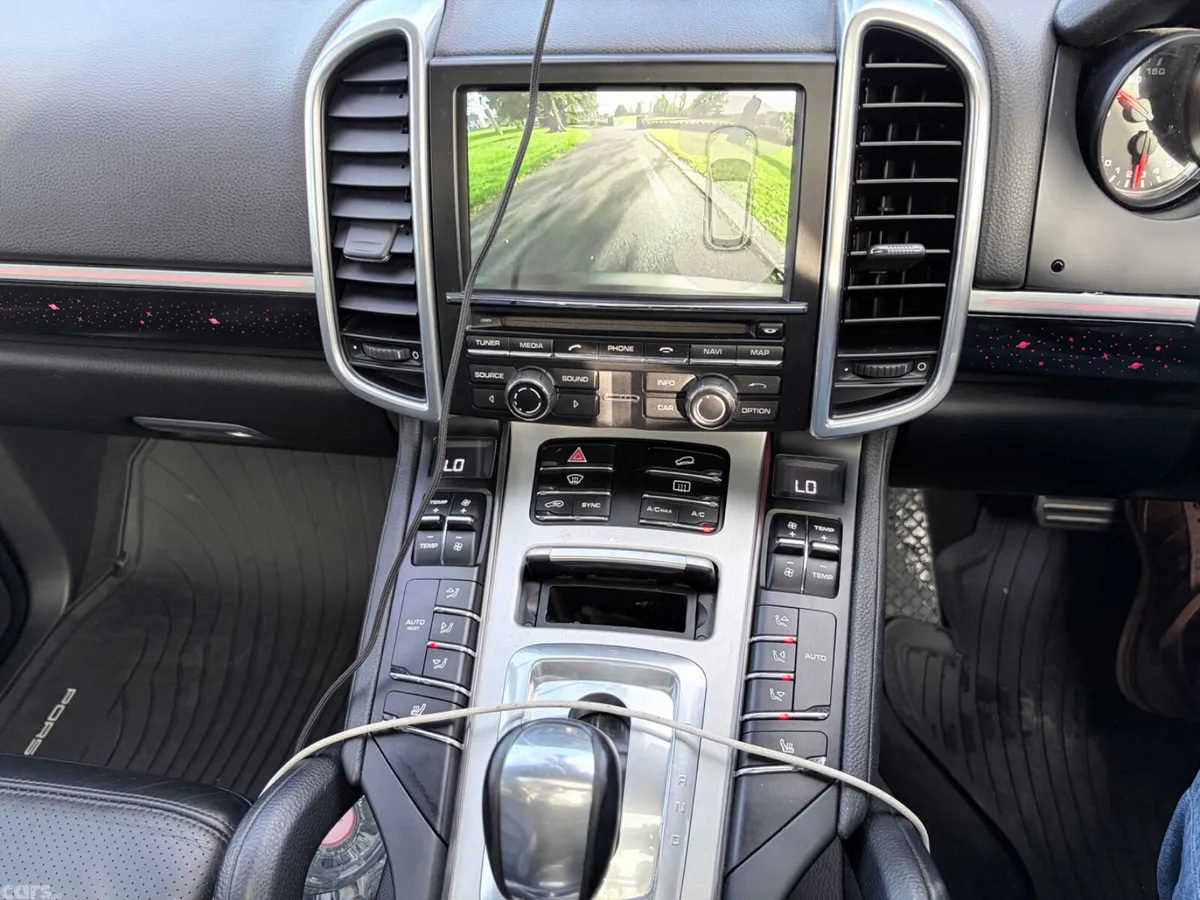 Porsche Cayenne SUV, Diesel, 2015, Grey