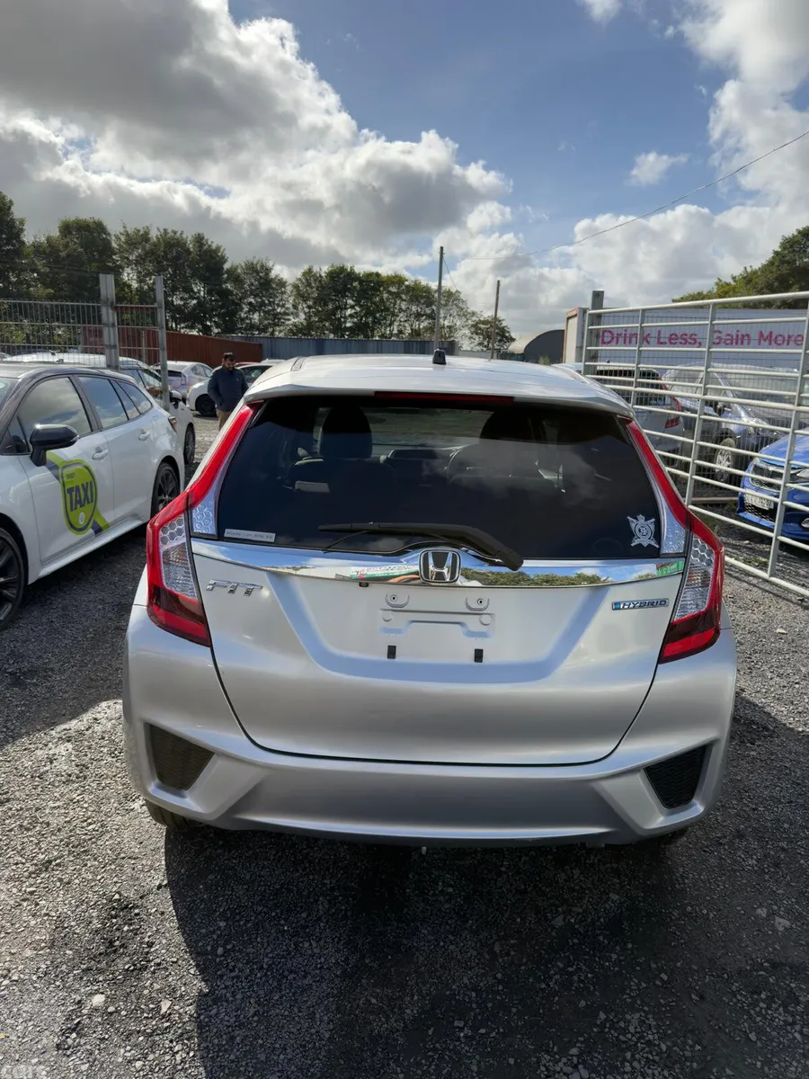 Honda Fit Hatchback, Petrol Hybrid, 2015, Silver