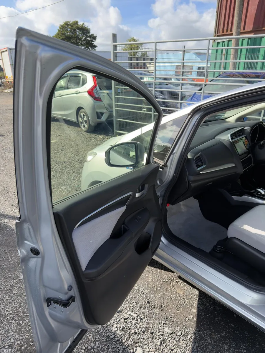 Honda Fit Hatchback, Petrol Hybrid, 2015, Silver