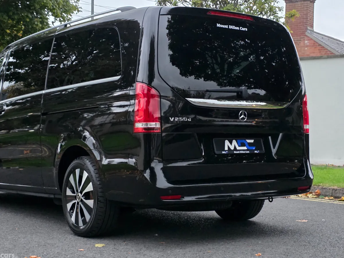 Mercedes-Benz V-Class MPV, Diesel, 2023, Black