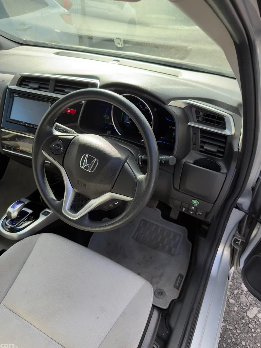 Honda Fit Hatchback, Petrol Hybrid, 2015, Silver