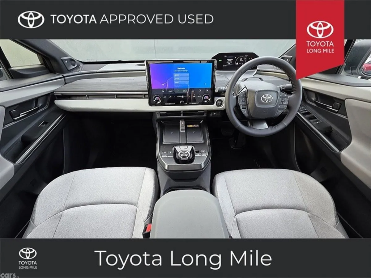 Toyota C-HR Estate, Electric, 2026, White