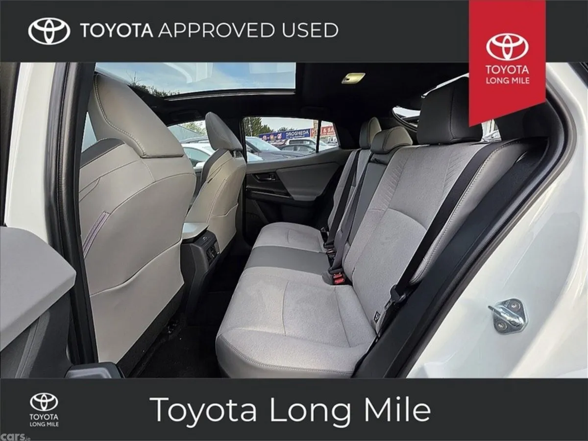 Toyota C-HR Estate, Electric, 2026, White