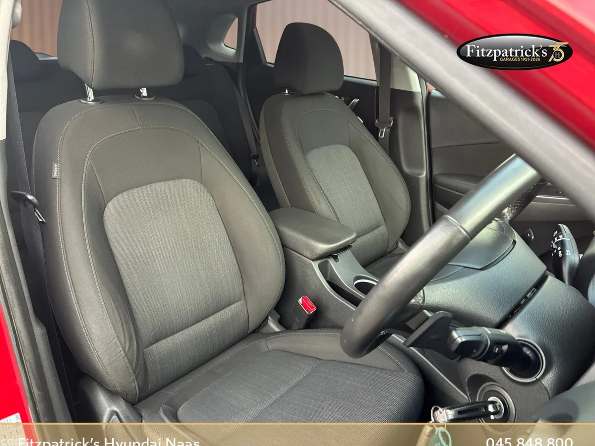 Hyundai KONA MPV, Petrol Hybrid, 2021, Red