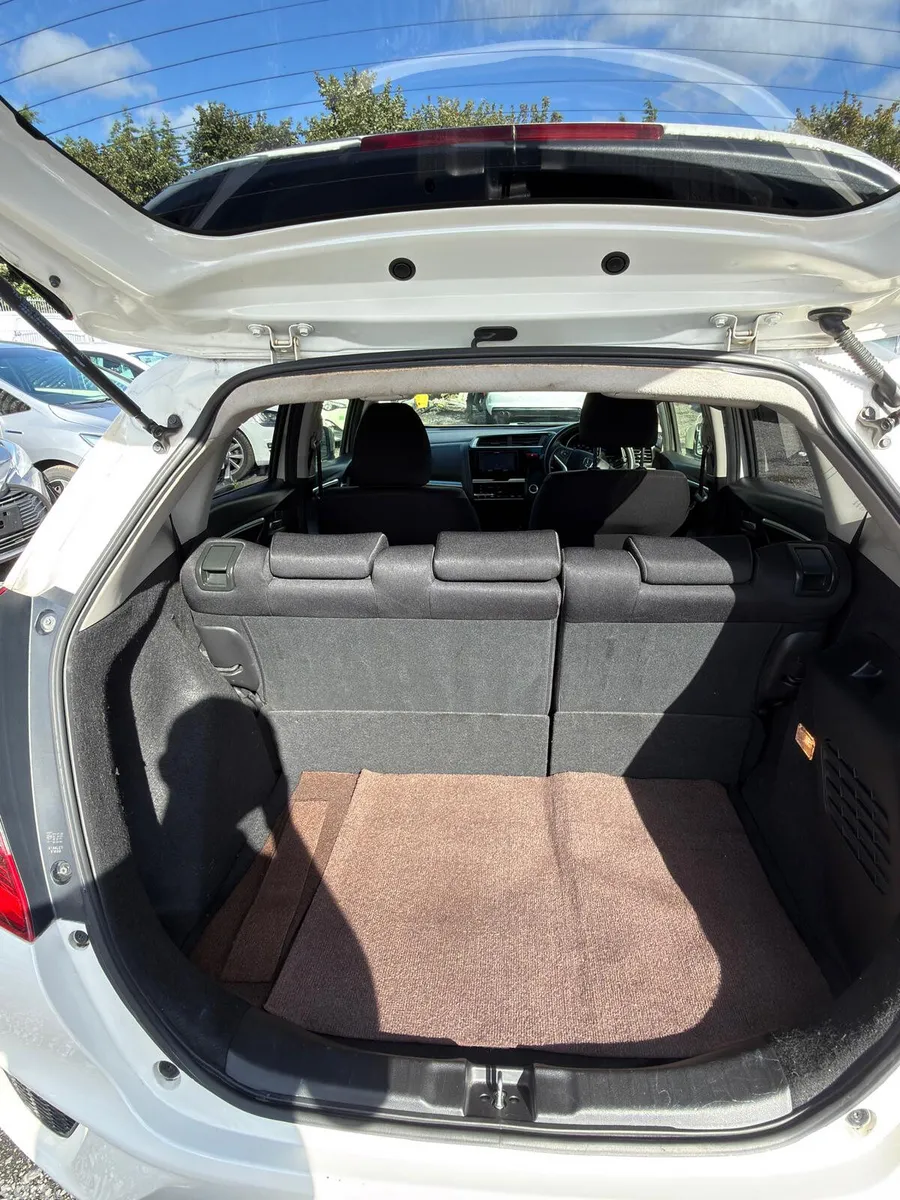 Honda Fit Hatchback, Petrol Hybrid, 2015, White