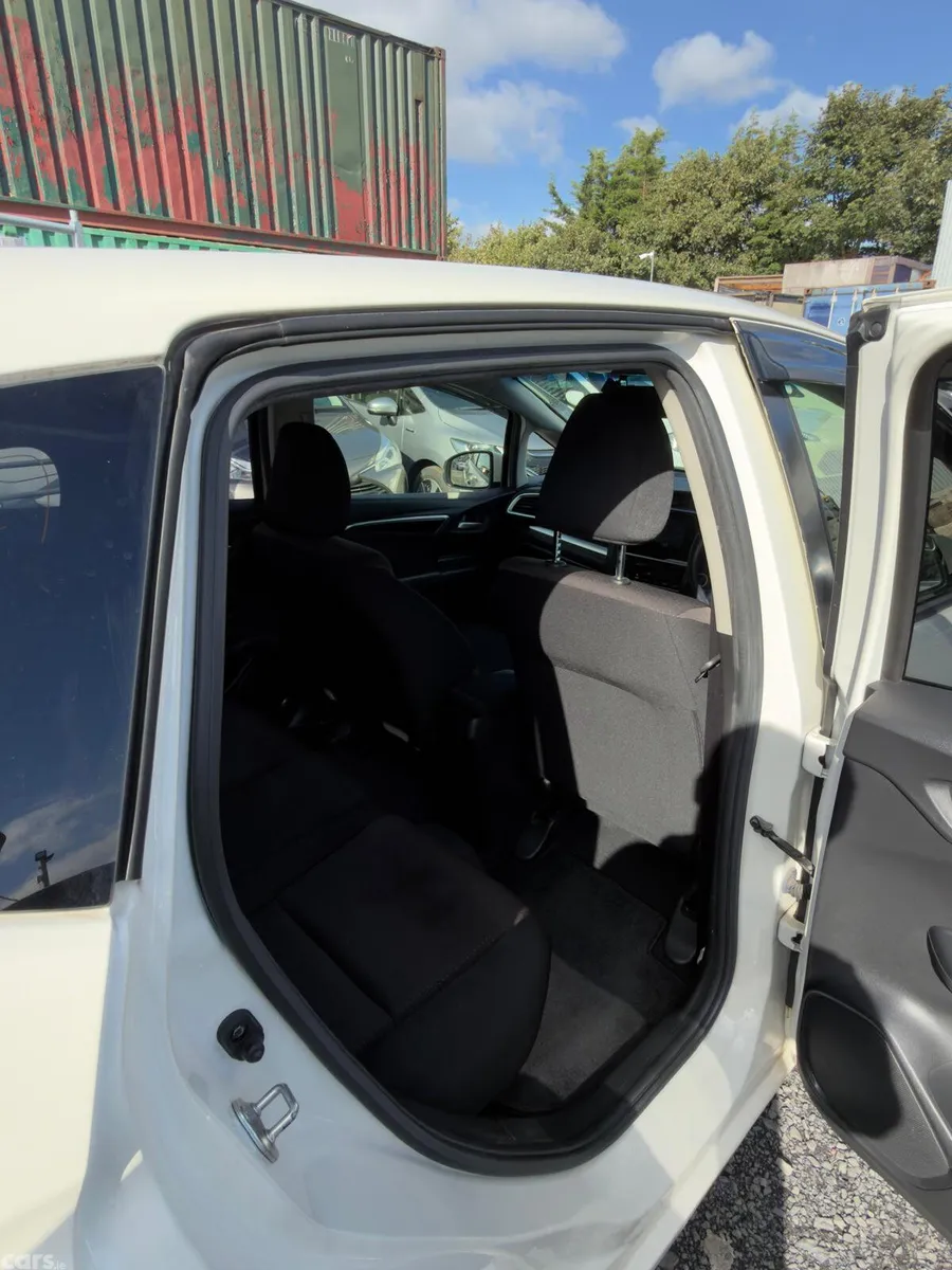 Honda Fit Hatchback, Petrol Hybrid, 2015, White