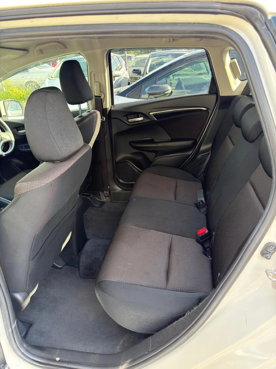 Honda Fit Hatchback, Petrol Hybrid, 2015, White