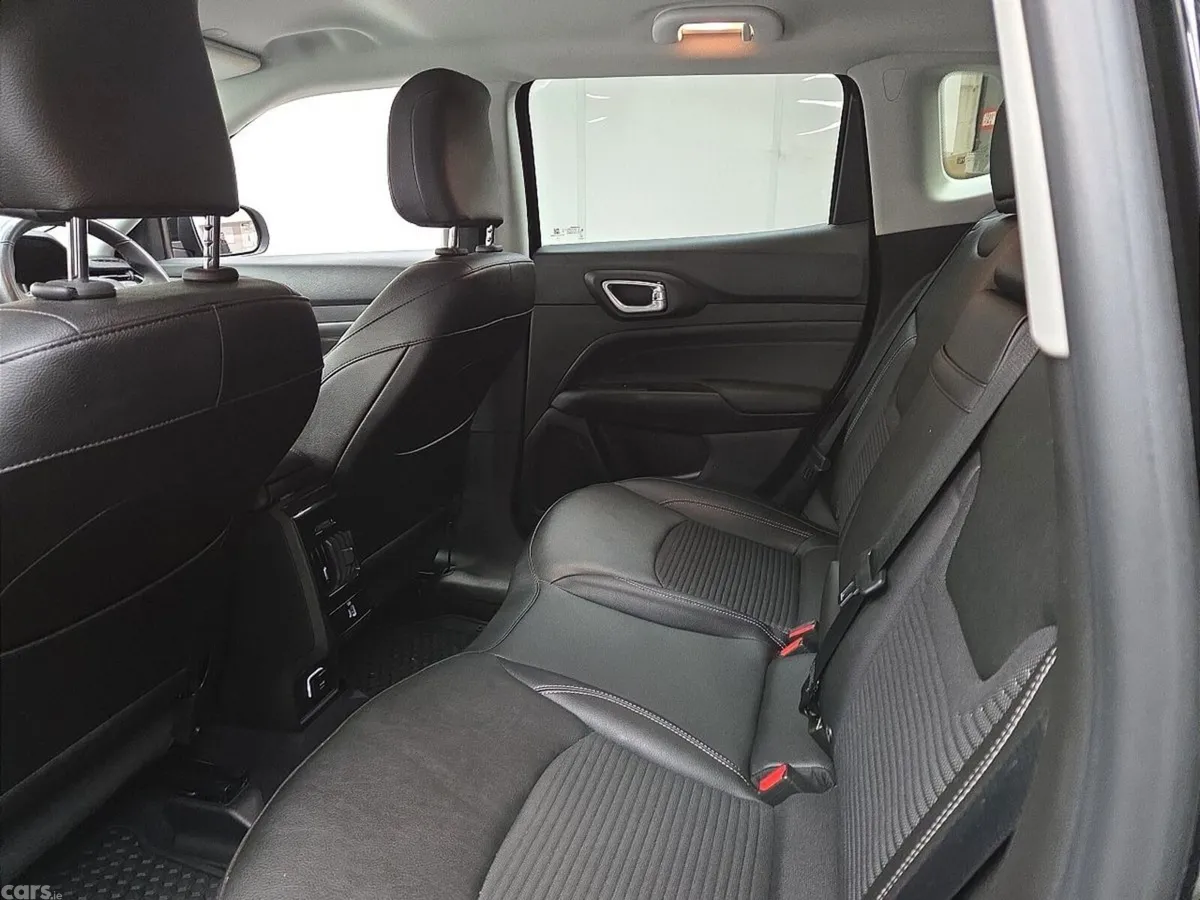 Jeep Compass SUV, Petrol Hybrid, 2024, Black