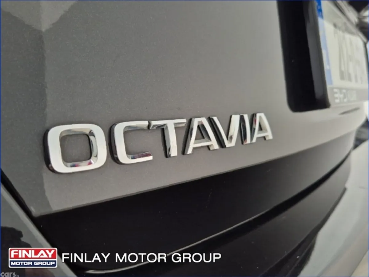 Skoda Octavia Saloon, Petrol, 2021, Black