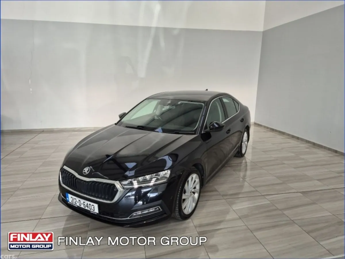 Skoda Octavia Saloon, Petrol, 2021, Black