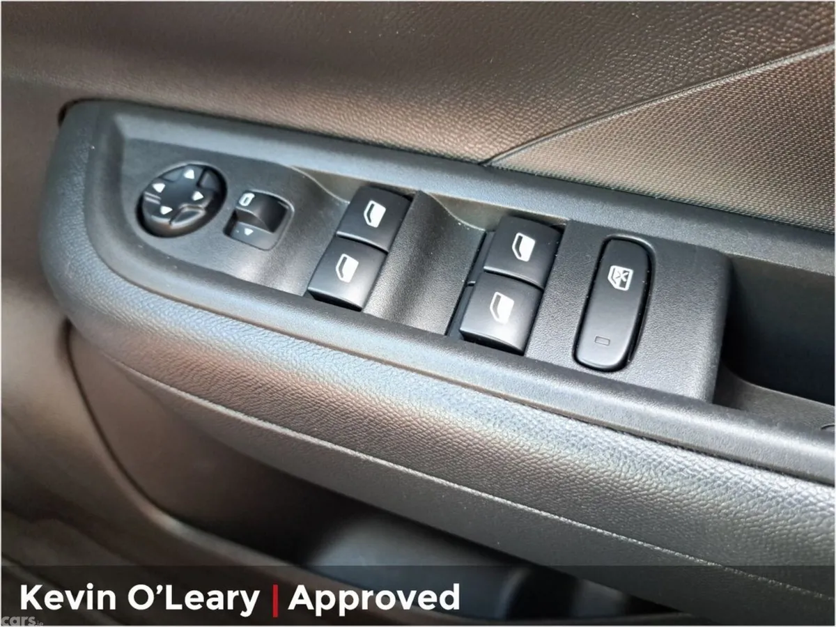Opel Frontera SUV, Petrol, 2026, Silver