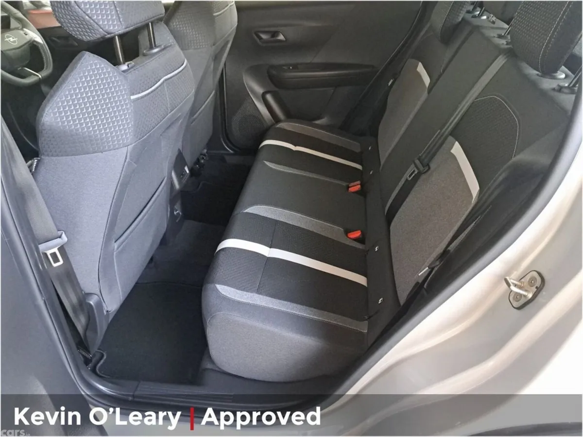Opel Frontera SUV, Petrol, 2026, Silver