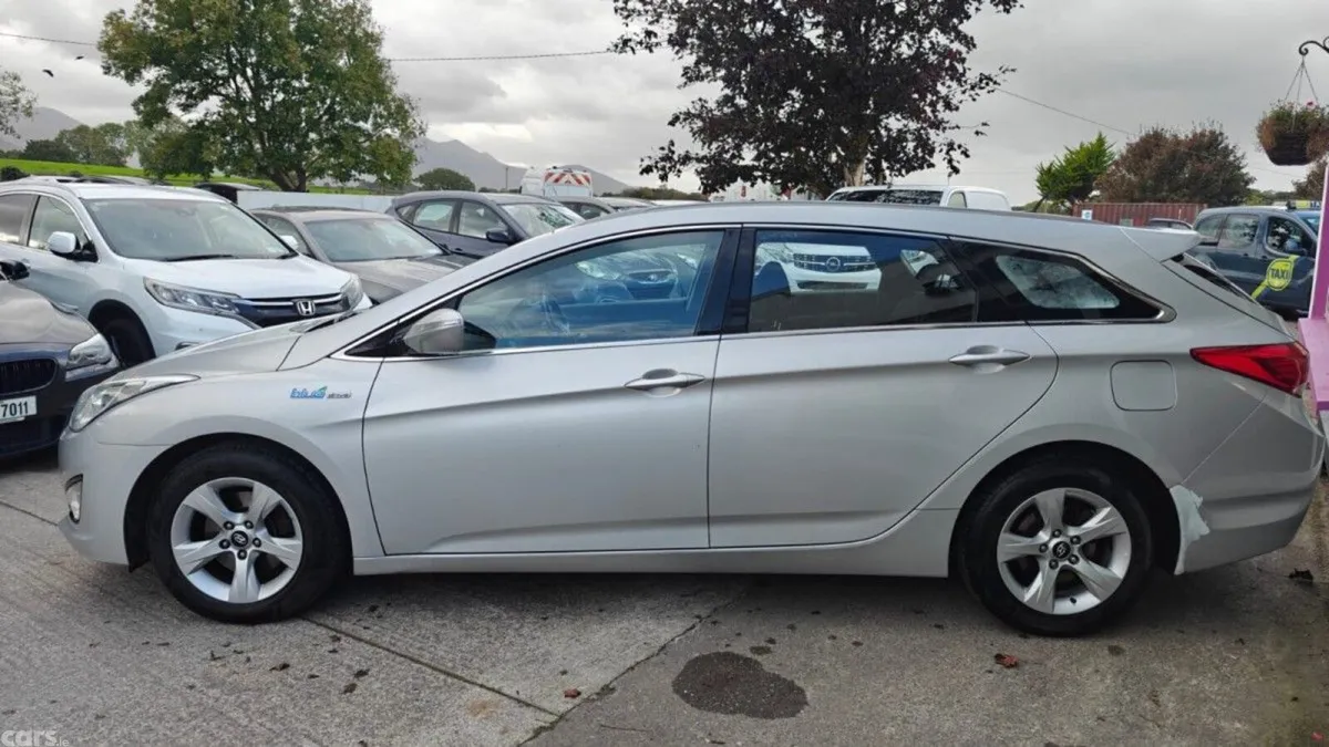 Hyundai i40 Estate, Diesel, 2014, Silver