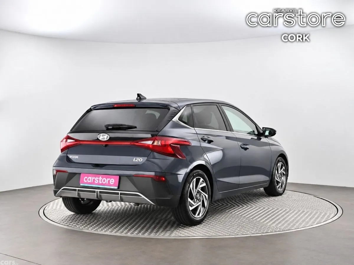 Hyundai i20 Hatchback, Petrol, 2024, Grey