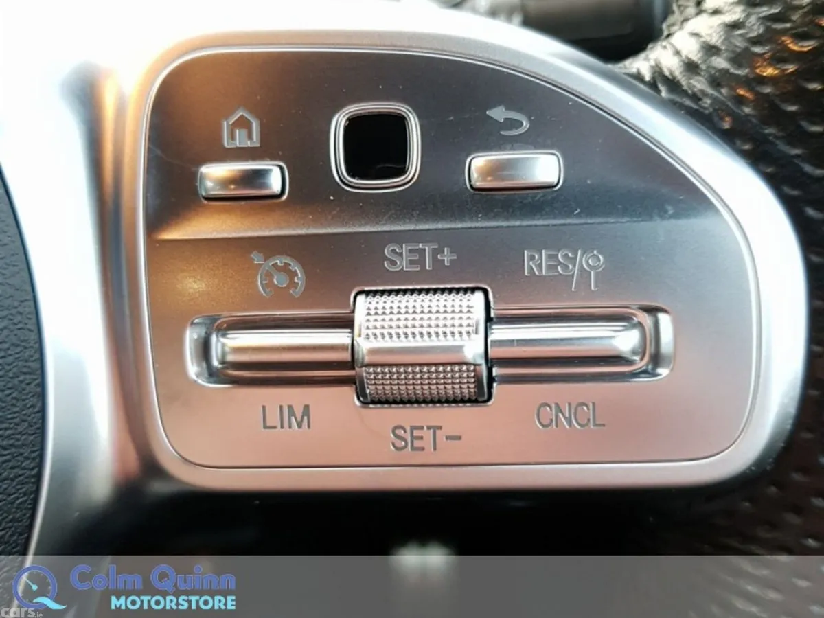 Mercedes-Benz GLB Estate, Diesel, 2021, Red