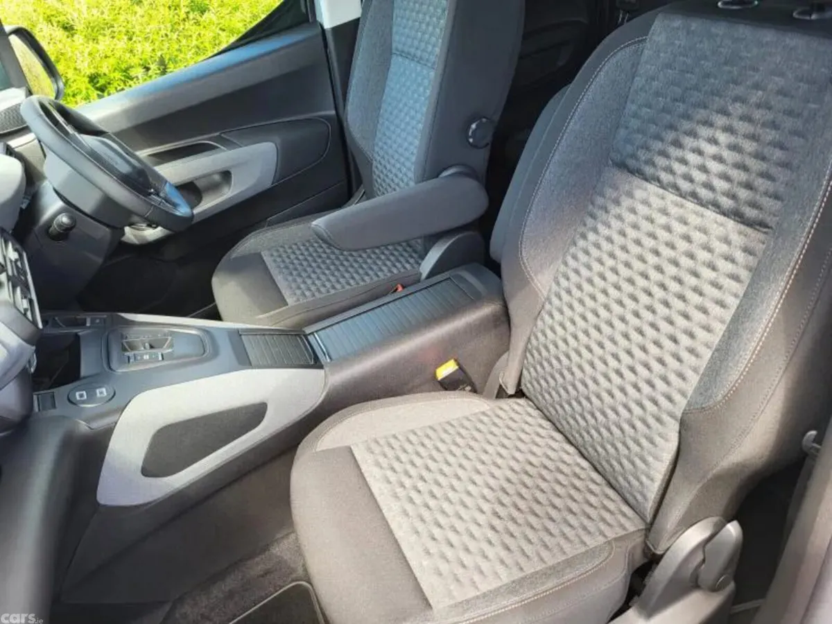 Peugeot Rifter MPV, Diesel, 2026, Grey
