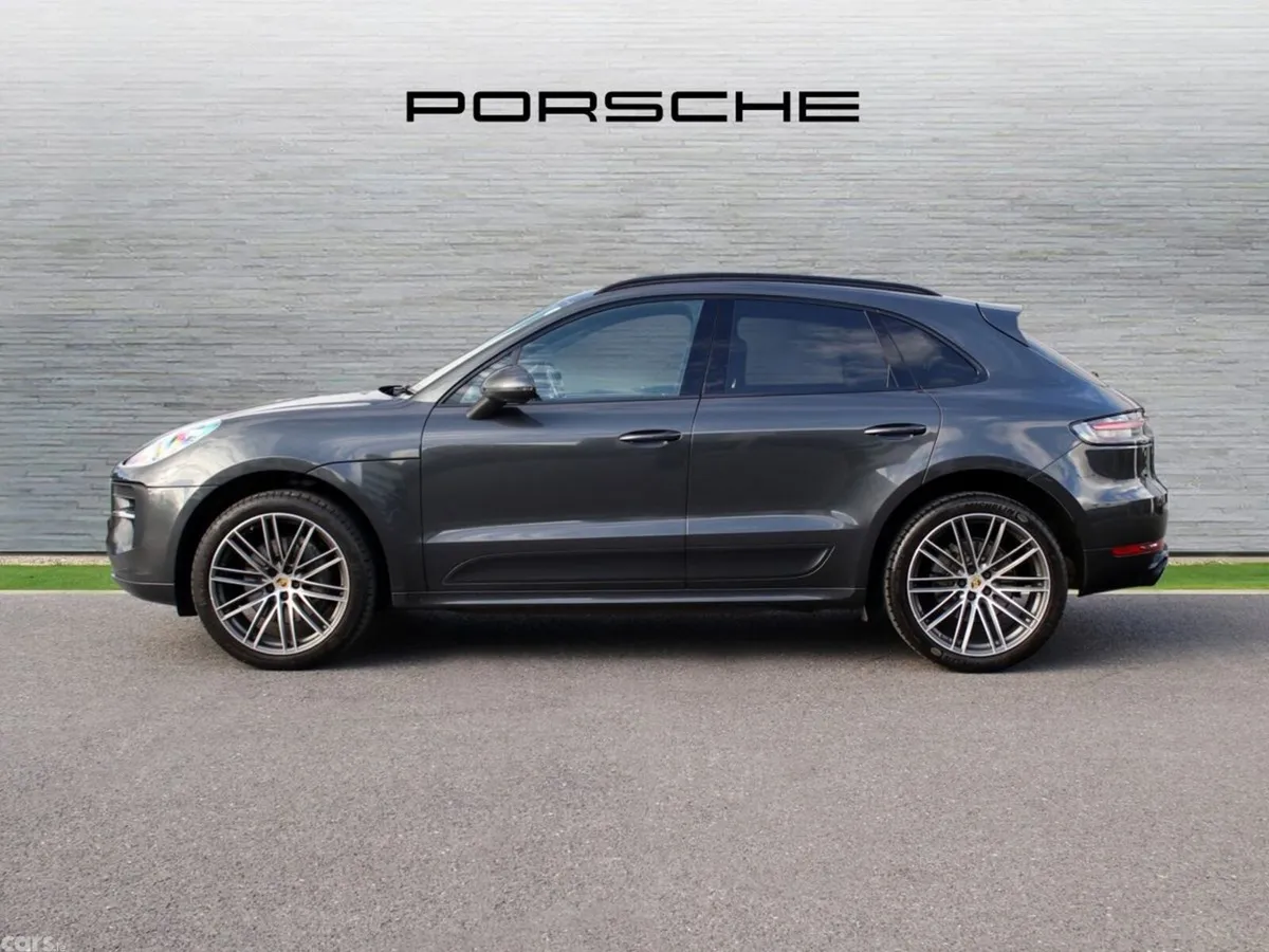 Porsche Macan SUV, Petrol, 2021, Grey