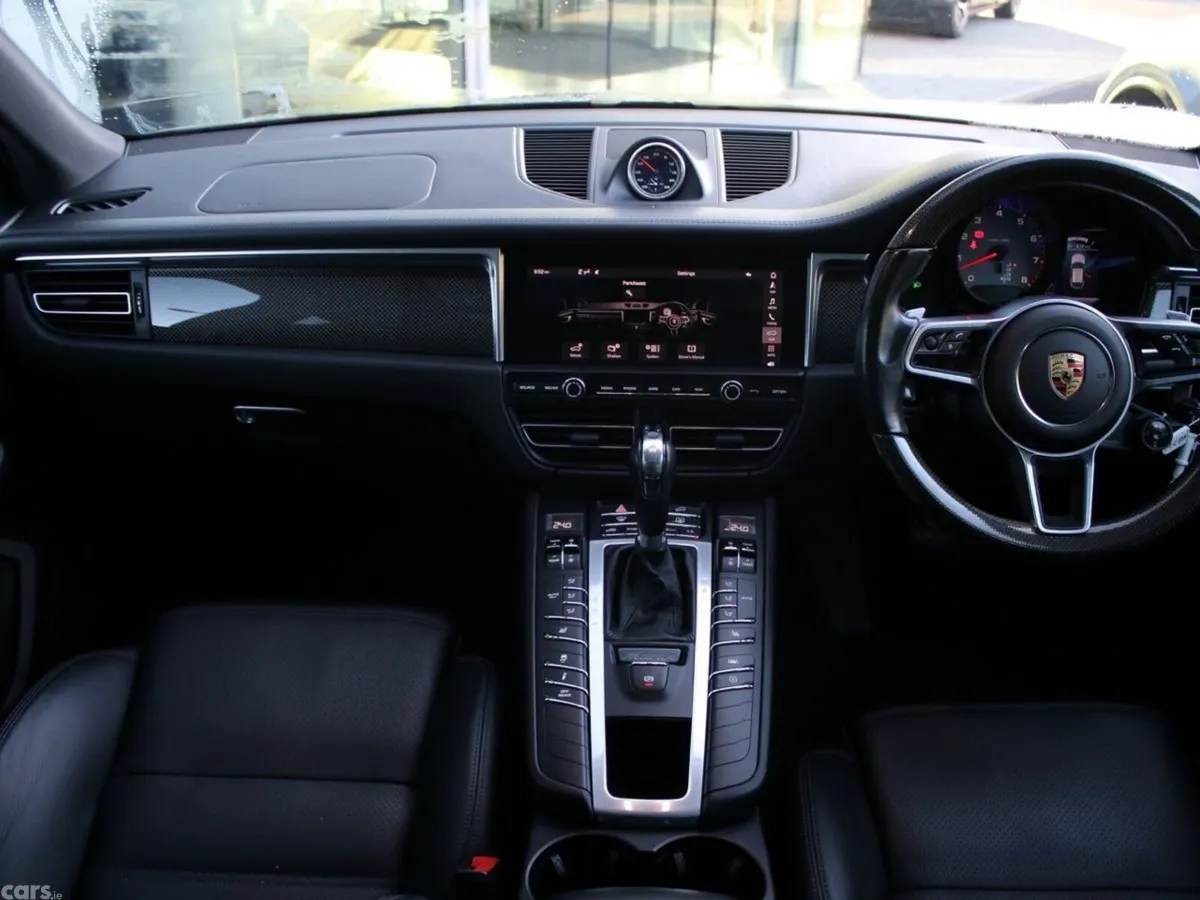 Porsche Macan SUV, Petrol, 2021, Grey