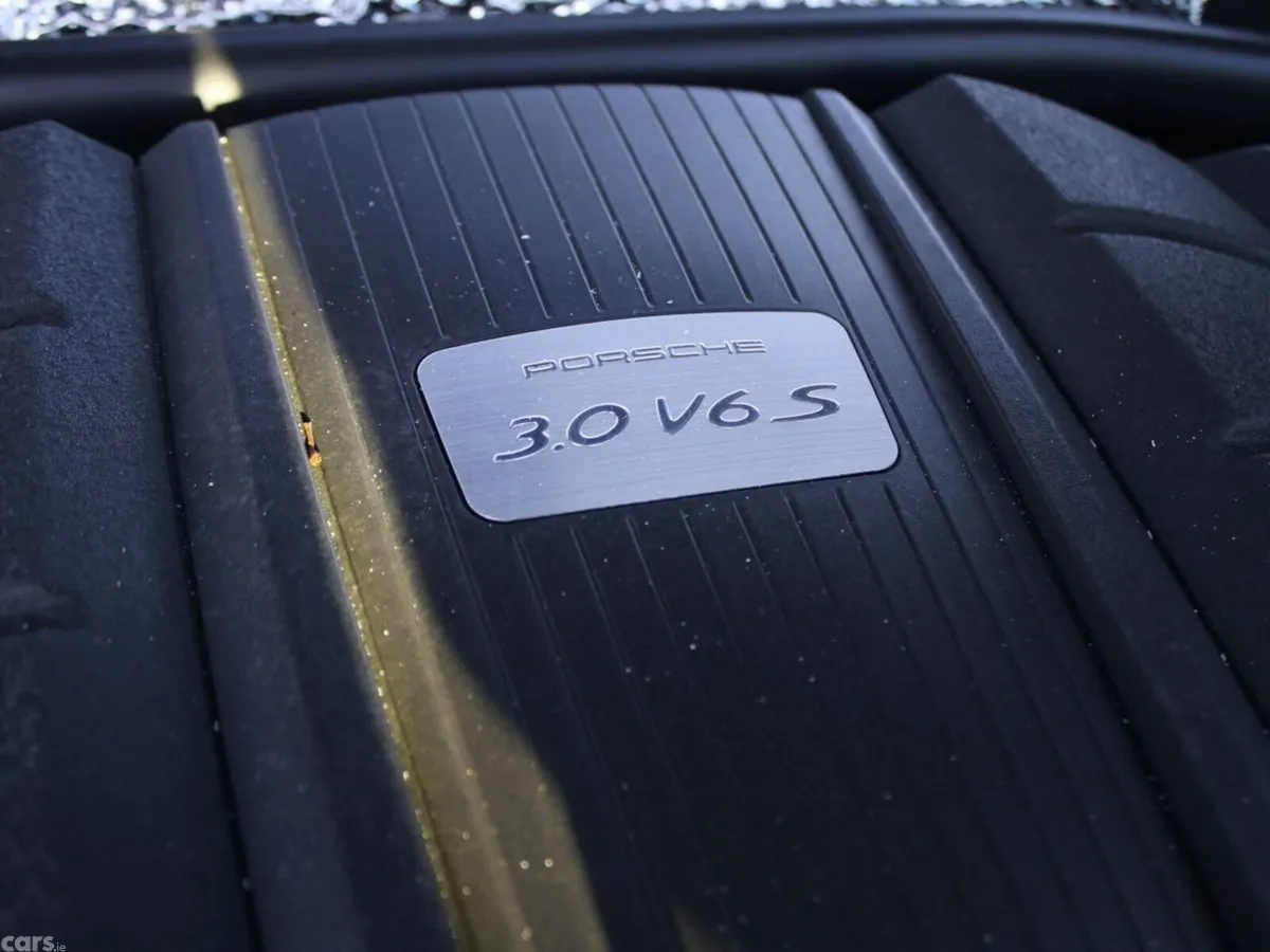 Porsche Macan SUV, Petrol, 2021, Grey