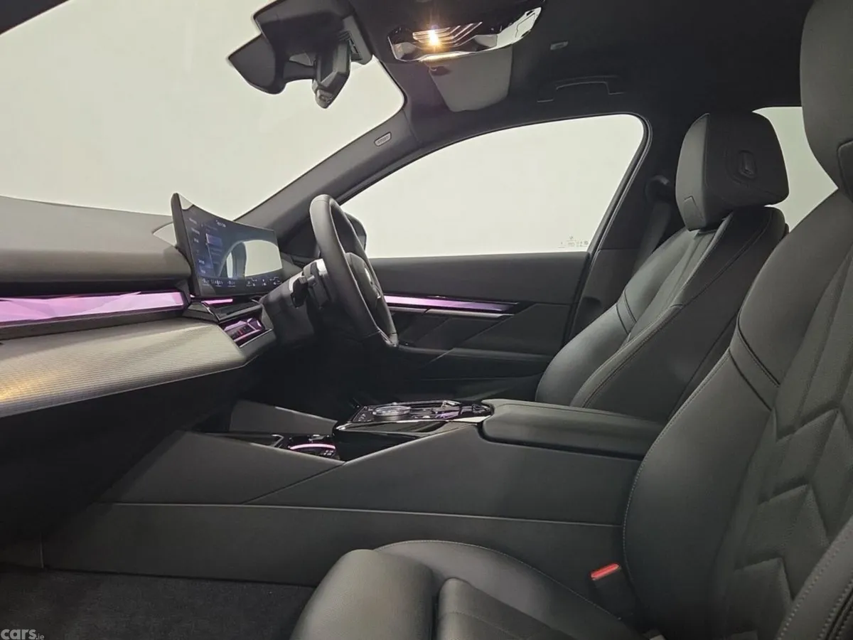 BMW 5-Series Saloon, Petrol Hybrid, 2026, Blue