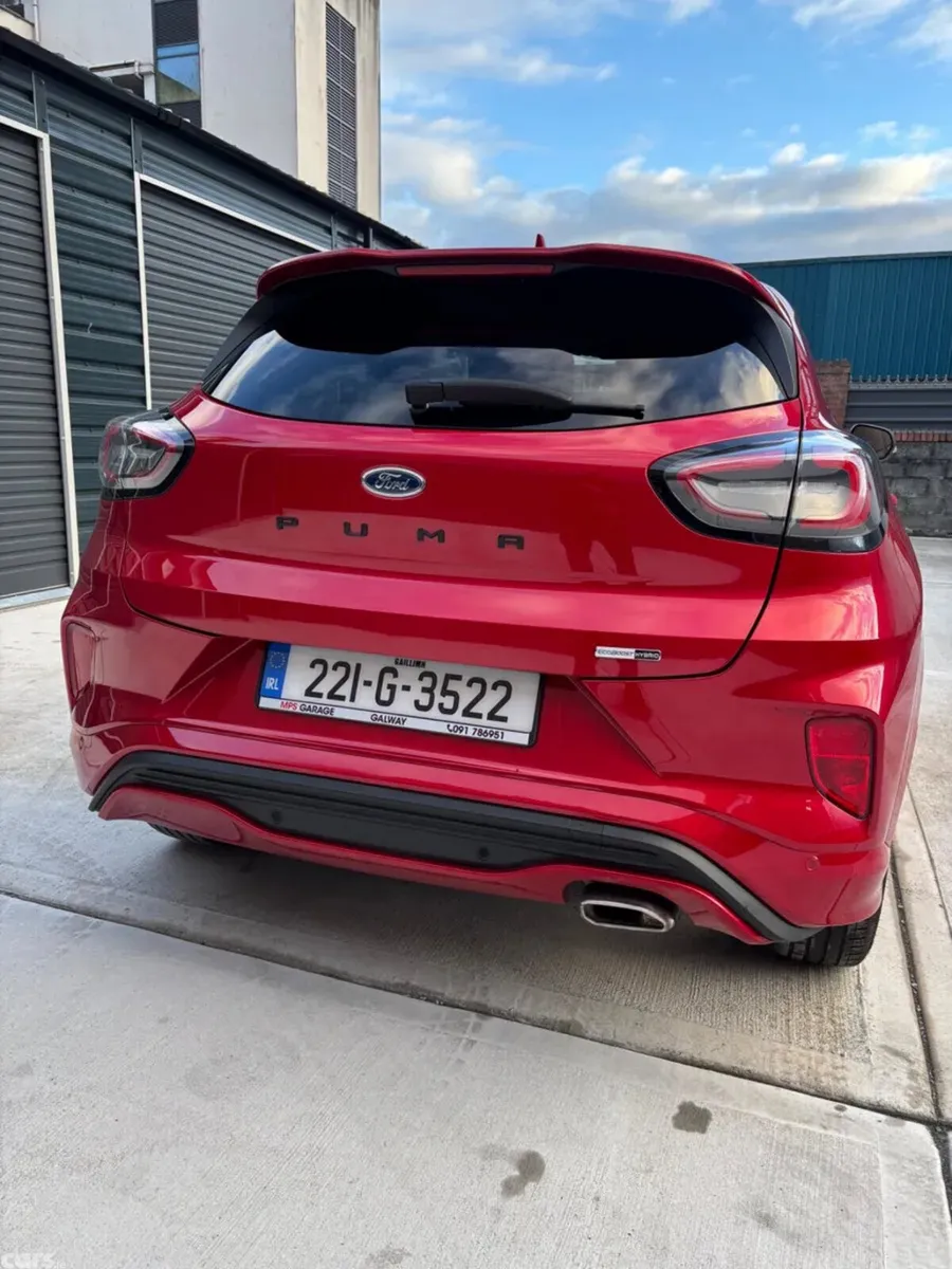 Ford Puma MPV, Petrol Hybrid, 2022, Red