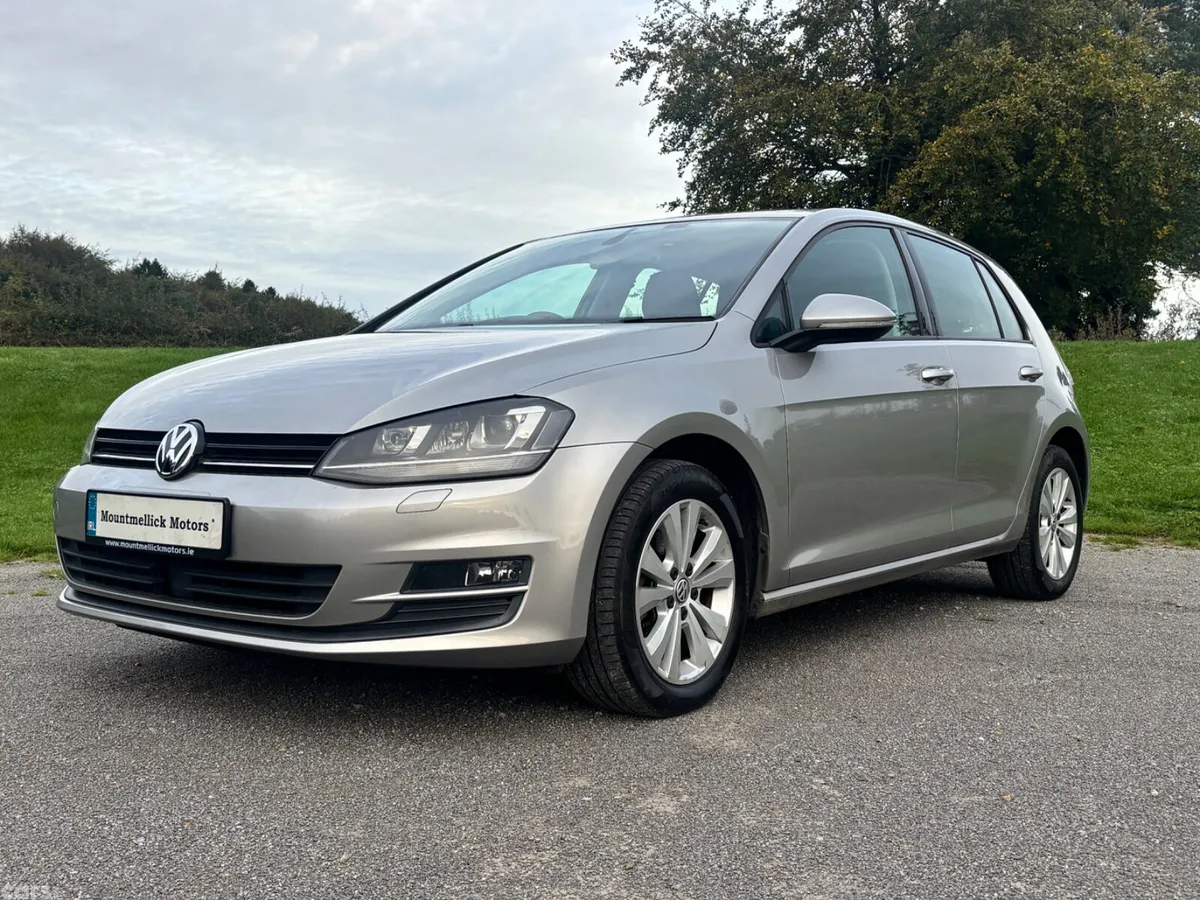 Volkswagen Golf Hatchback, Petrol, 2015, Silver