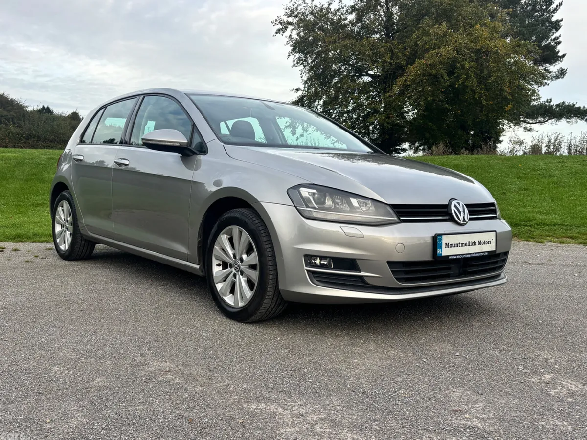Volkswagen Golf Hatchback, Petrol, 2015, Silver
