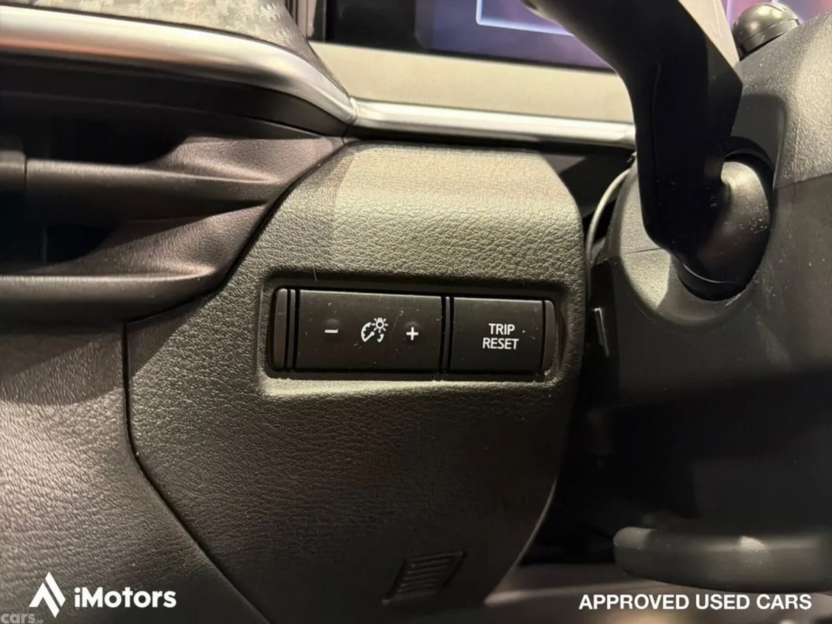 Nissan Note Hatchback, Petrol Hybrid, 2021, White