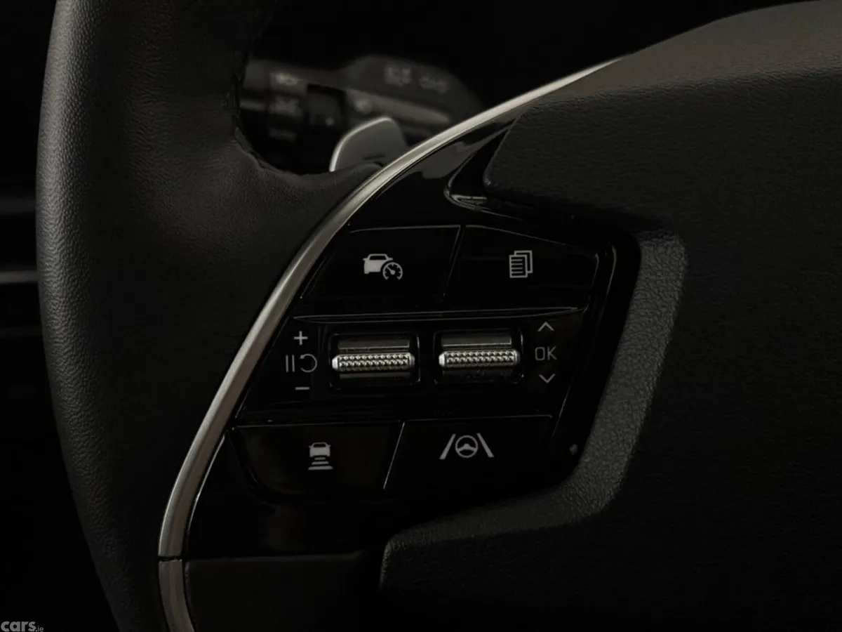 Kia Niro Hatchback, Petrol Plug-in Hybrid, 2025, White