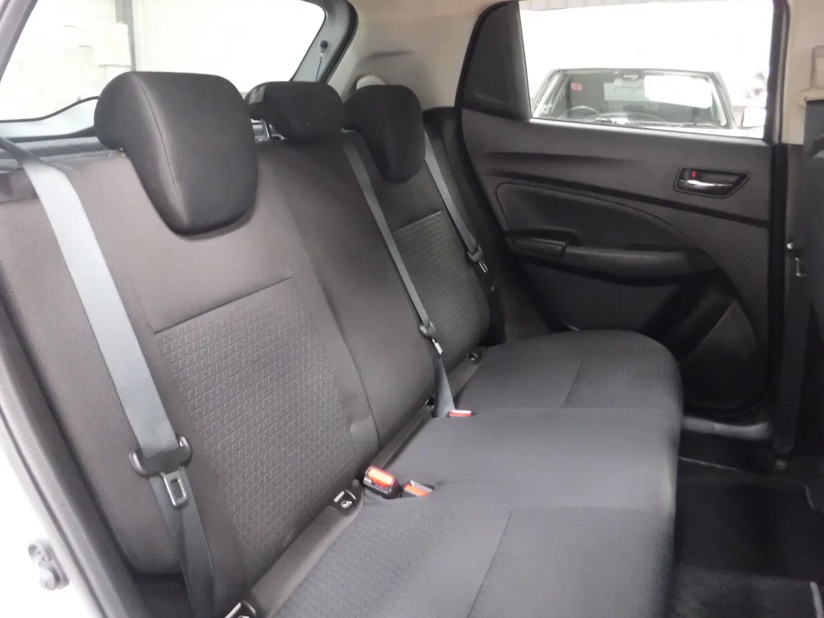 Suzuki Swift Hatchback, Petrol, 2023, Silver