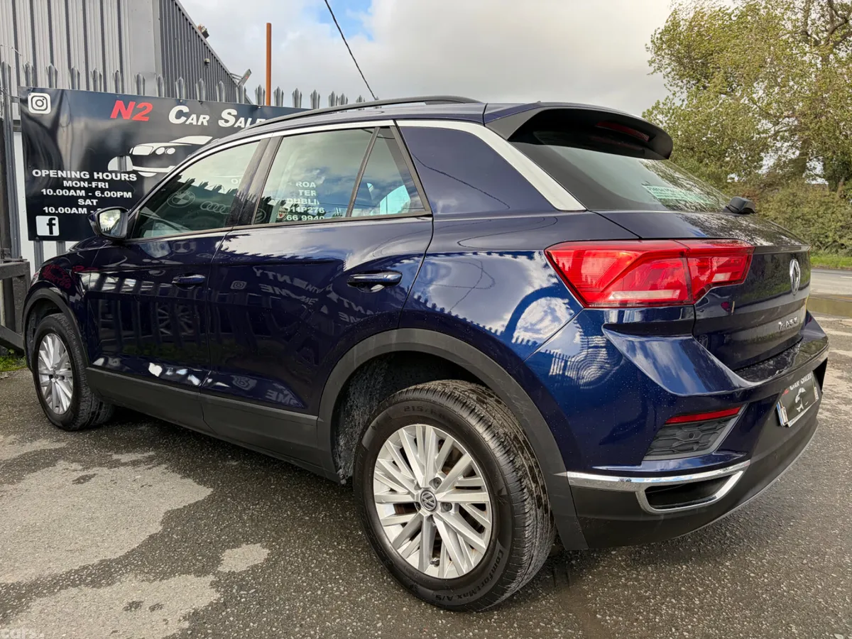 Volkswagen T-Roc SUV, Diesel, 2019, Blue