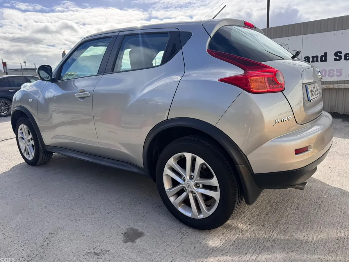 Nissan Juke SUV, Petrol, 2014, Silver