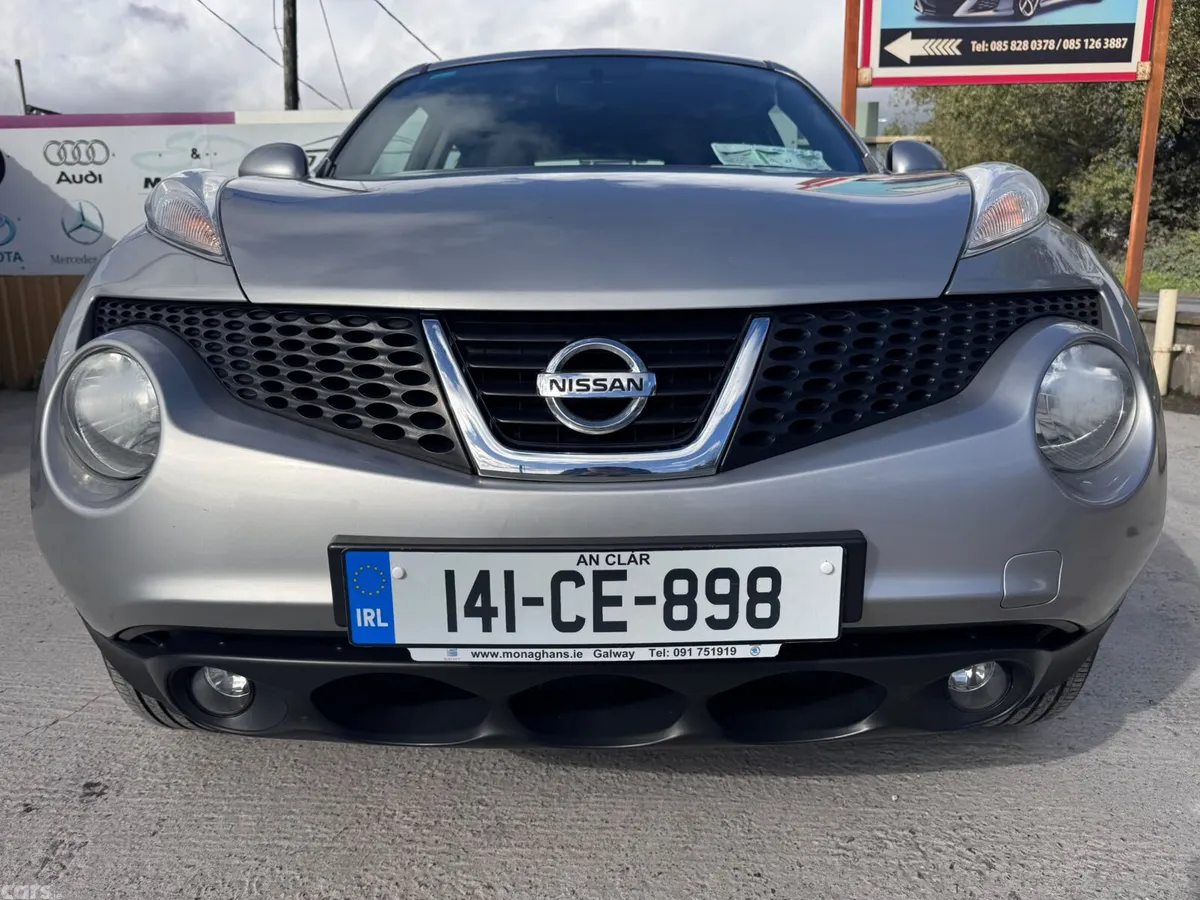 Nissan Juke SUV, Petrol, 2014, Silver