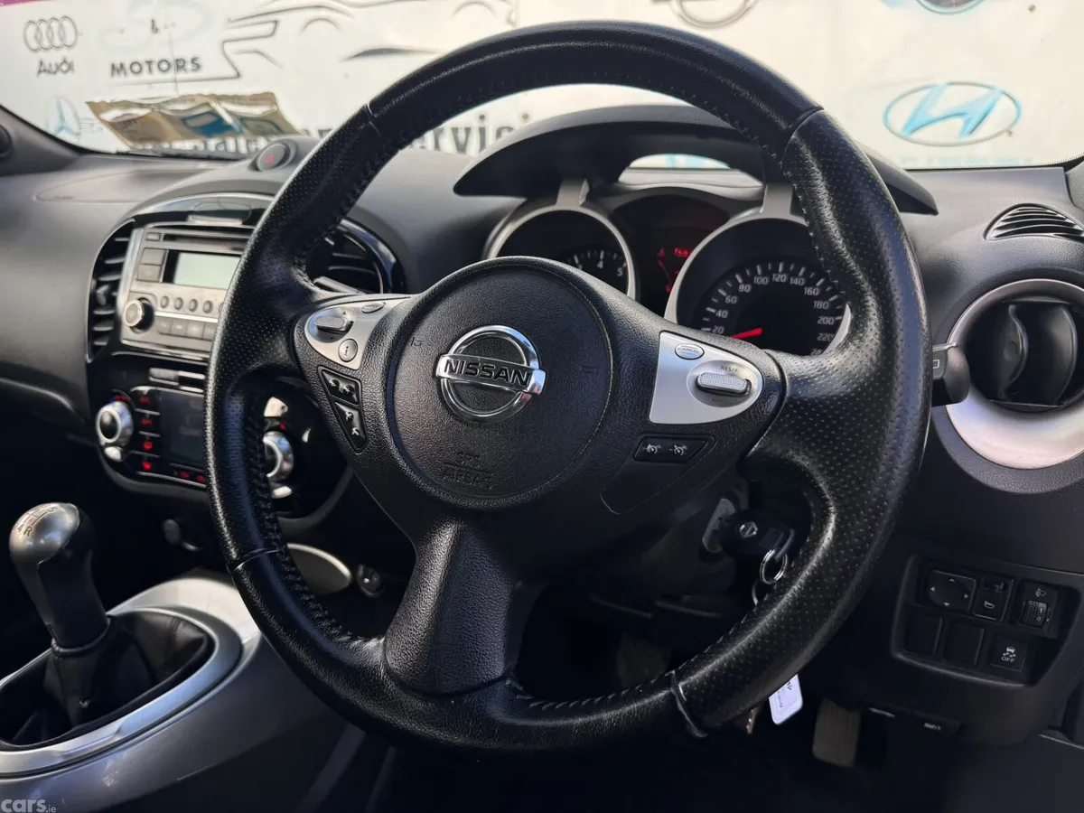 Nissan Juke SUV, Petrol, 2014, Silver