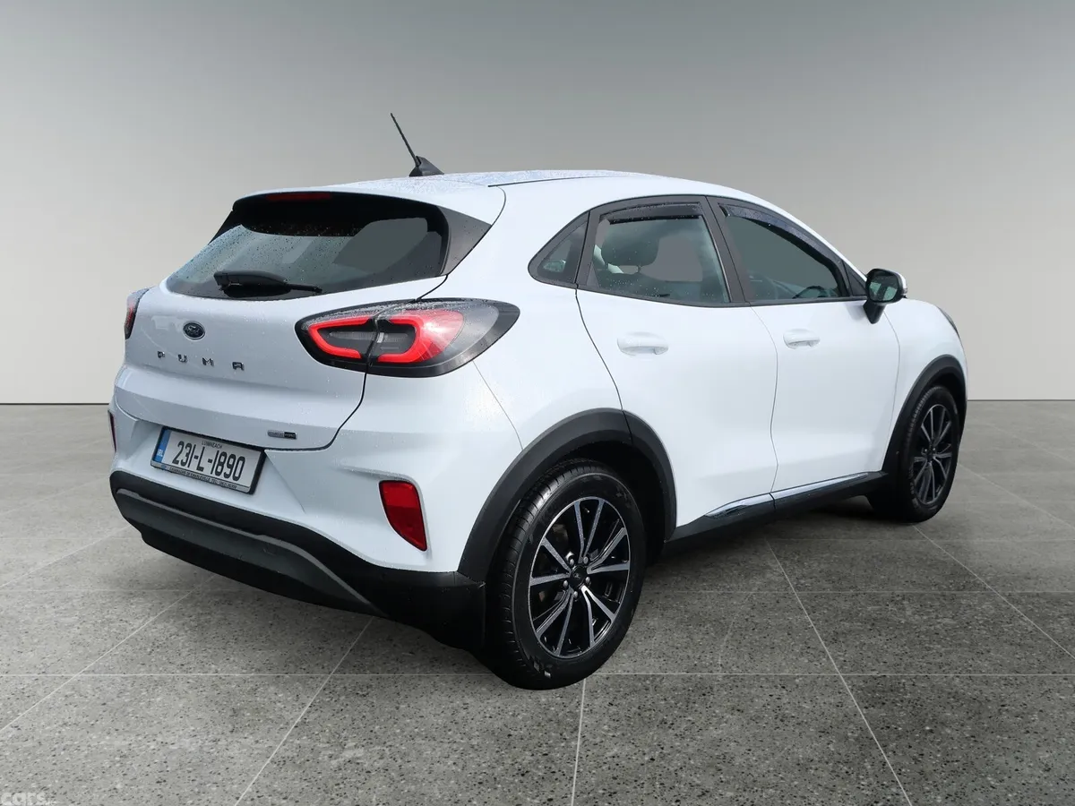 Ford Puma MPV, Petrol Hybrid, 2023, White