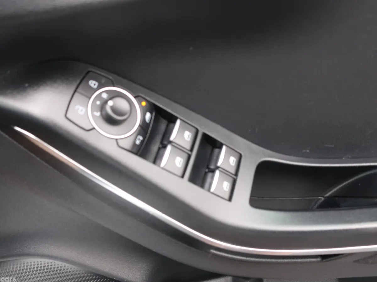 Ford Puma MPV, Petrol Hybrid, 2023, White