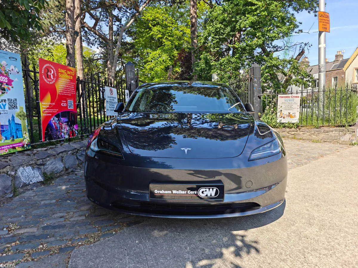 Tesla Model 3 Saloon, Electric, 2026, Grey