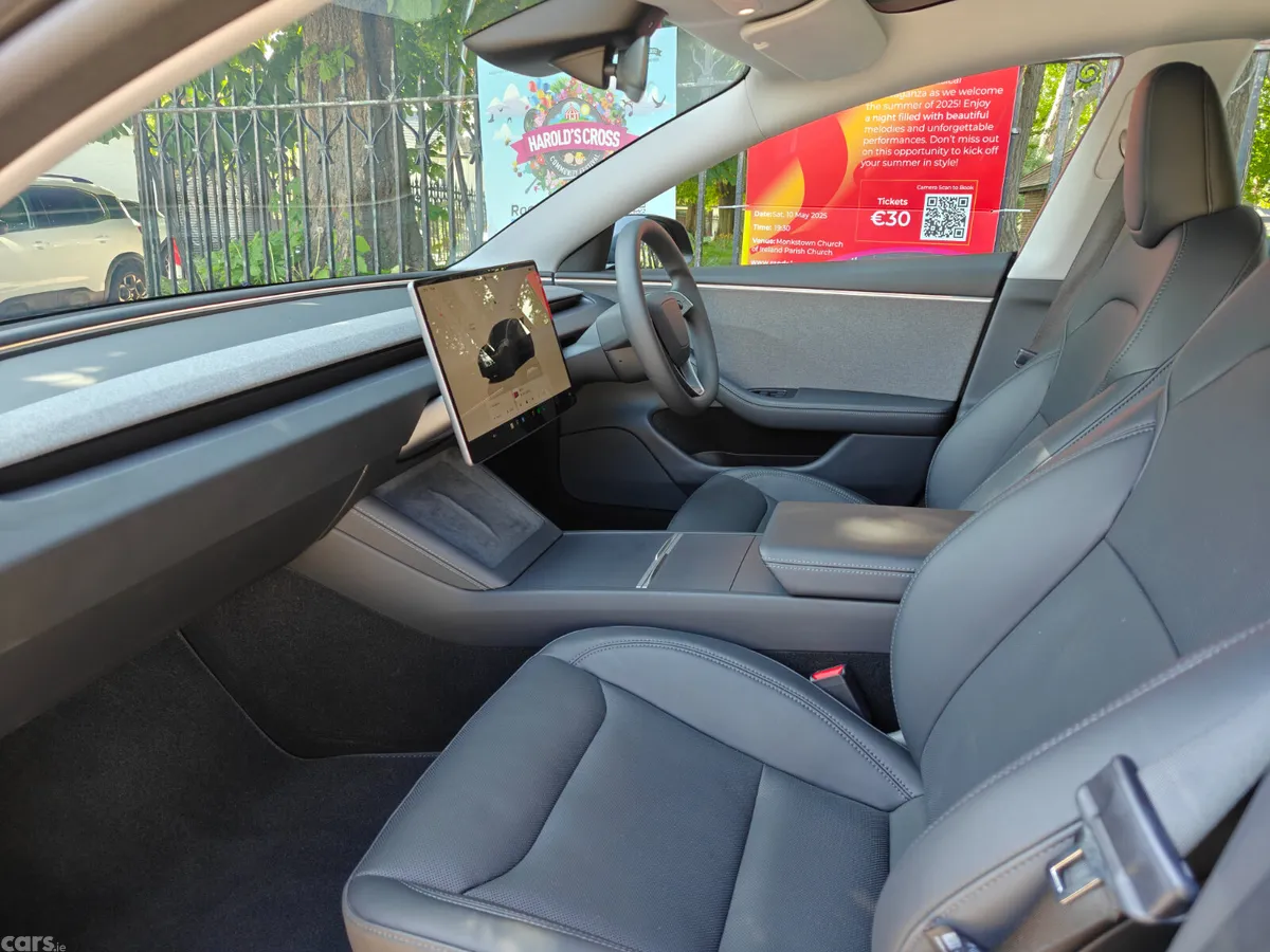 Tesla Model 3 Saloon, Electric, 2026, Grey