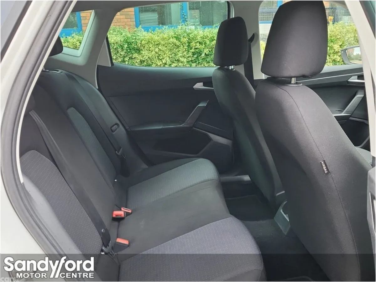 SEAT Arona SUV, Petrol, 2023, White