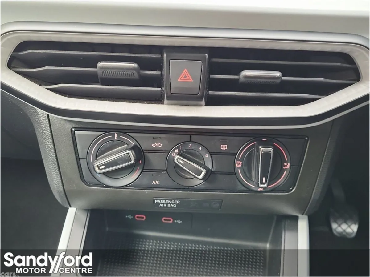 SEAT Arona SUV, Petrol, 2023, White