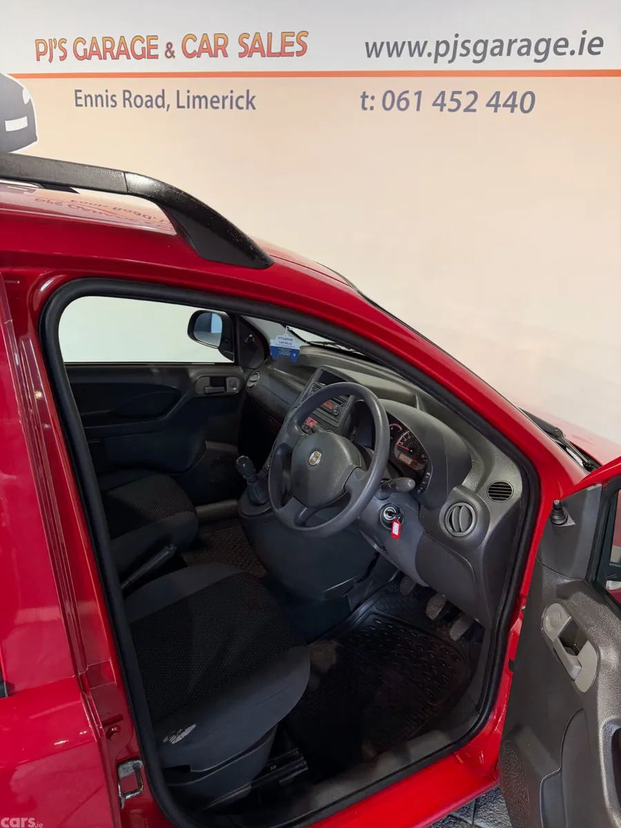 Fiat Panda Hatchback, Petrol, 2010, Red