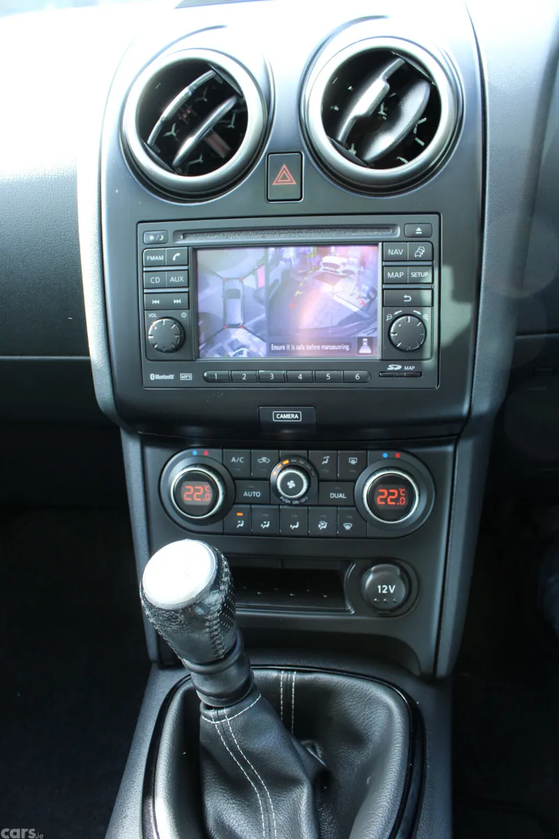 Nissan Qashqai+2 MPV, Diesel, 2013, Red