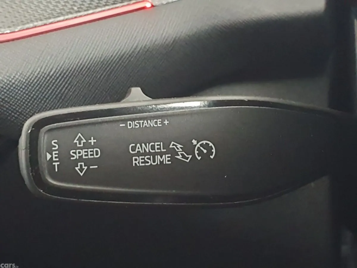 Skoda Kodiaq SUV, Petrol Plug-in Hybrid, 2026, Grey