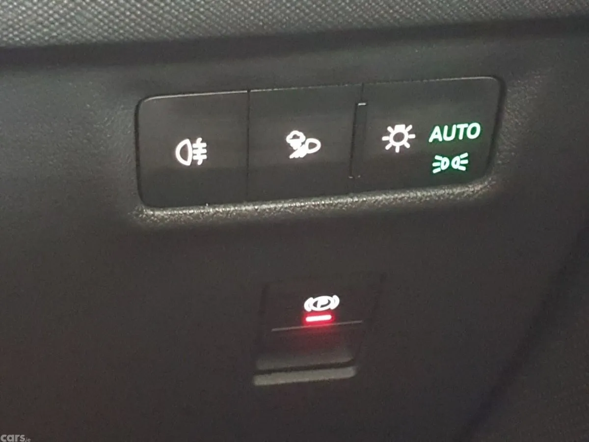 Skoda Kodiaq SUV, Petrol Plug-in Hybrid, 2026, Grey