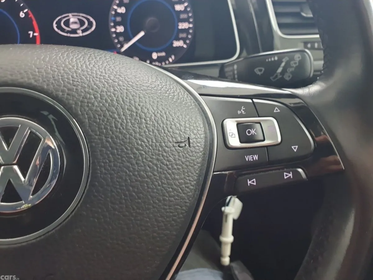 Volkswagen Golf Hatchback, Petrol, 2019, Grey