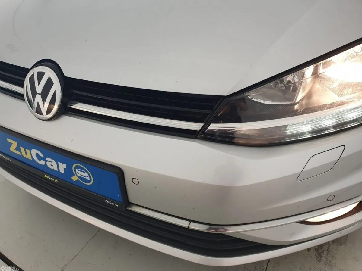 Volkswagen Golf Hatchback, Petrol, 2019, Grey