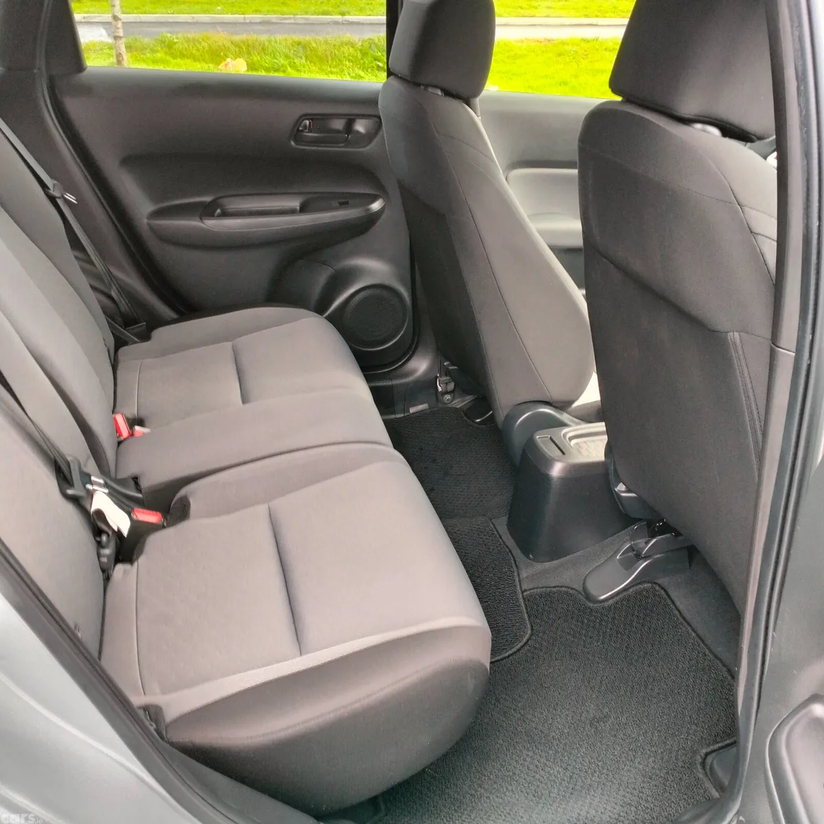 Honda Fit Hatchback, Petrol Hybrid, 2023, Silver
