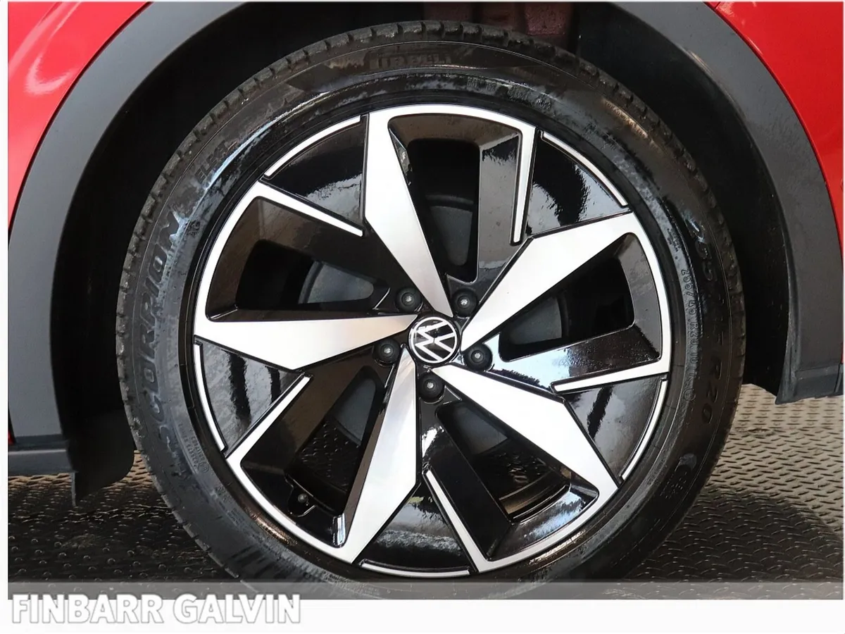 Volkswagen ID.4 Estate, Electric, 2023, Red